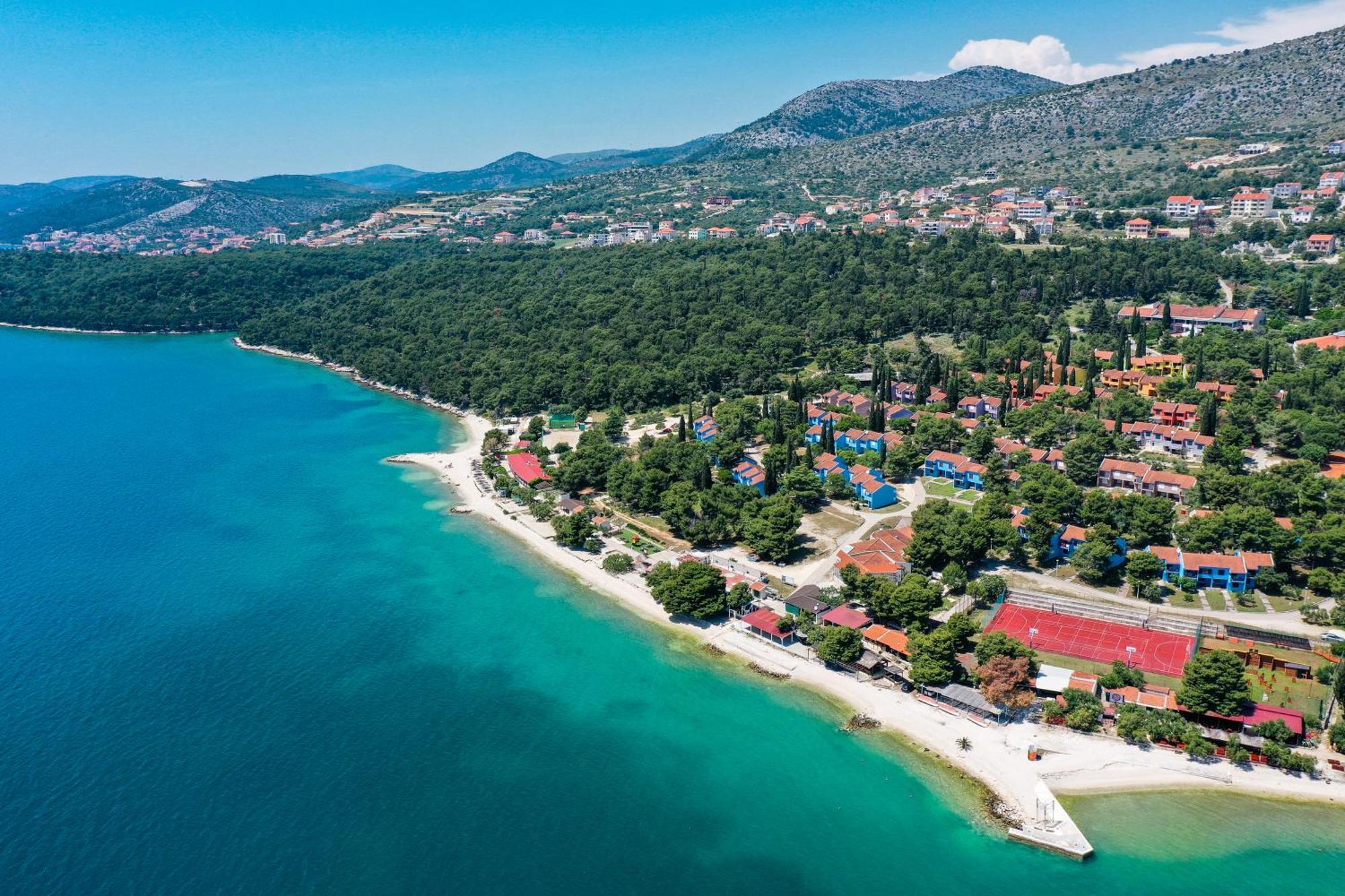 Apartments Medena Budget Trogir Exterior foto